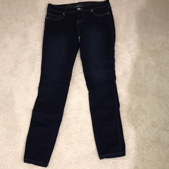 Jeans - Picture 1 of 2